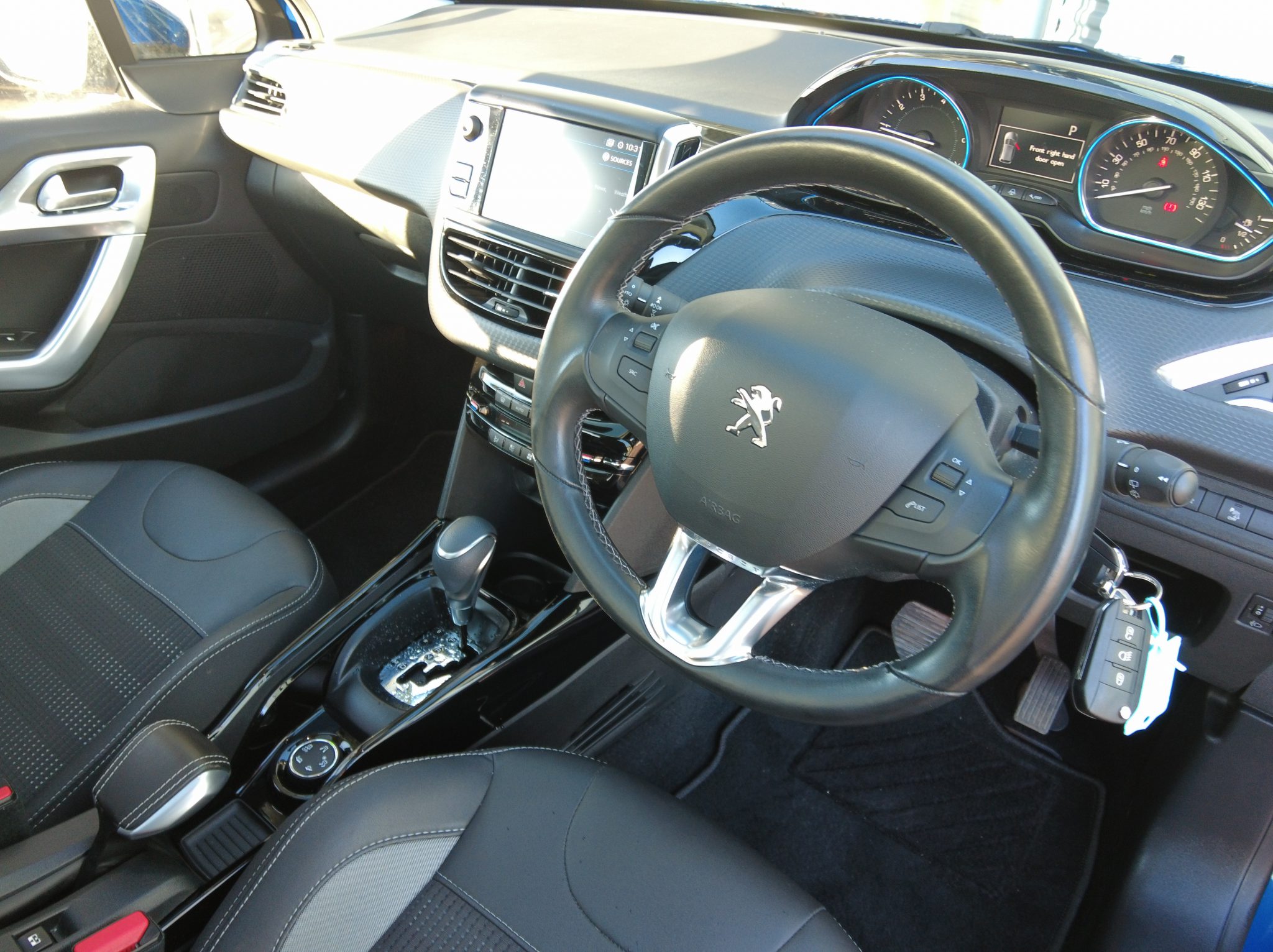 Peugeot 2008 Allure Premium Auto